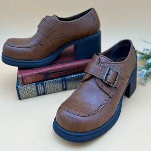 Vintage Y2K American Eagle By Payless Brown Chunky Heel Shoes